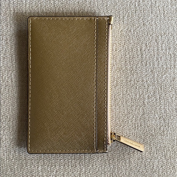 Pale Gold Michael Kors Jet Set Travel Zip Card Case - Picture 2 of 2